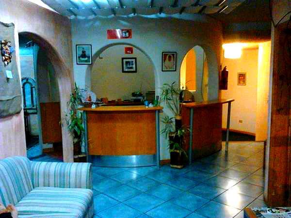 Aqua Hostal Mabel Куэнка Экстерьер фото